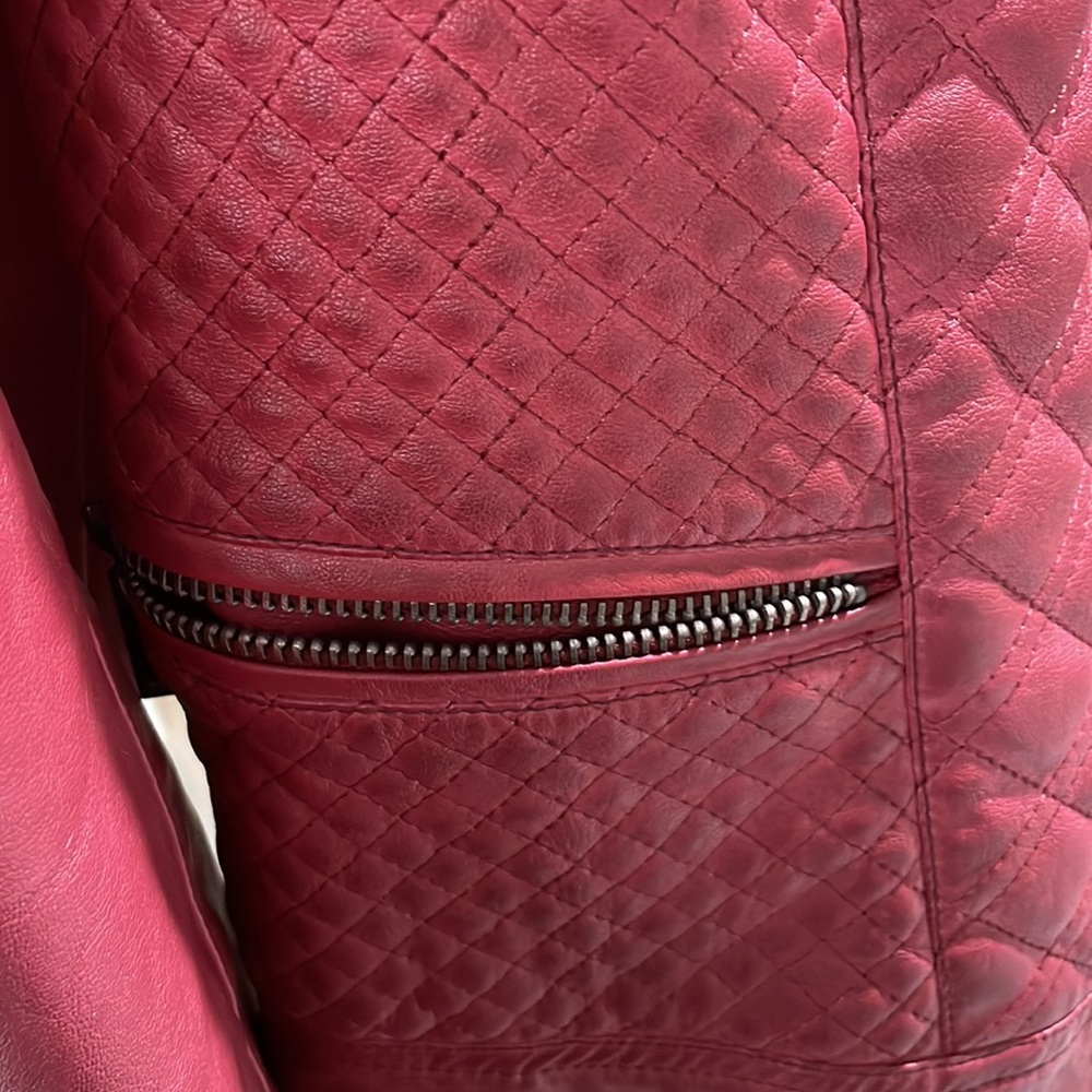 Leather jacket - Picture 11 of 11